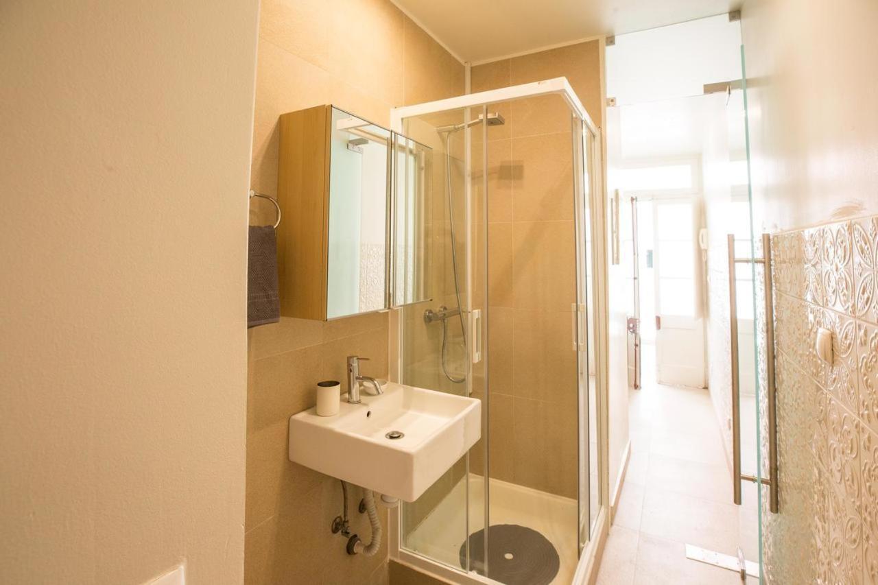 Apartment Mouros Cozy Lissabon